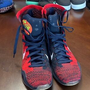 Nike Red and Black Athletic High-Tops